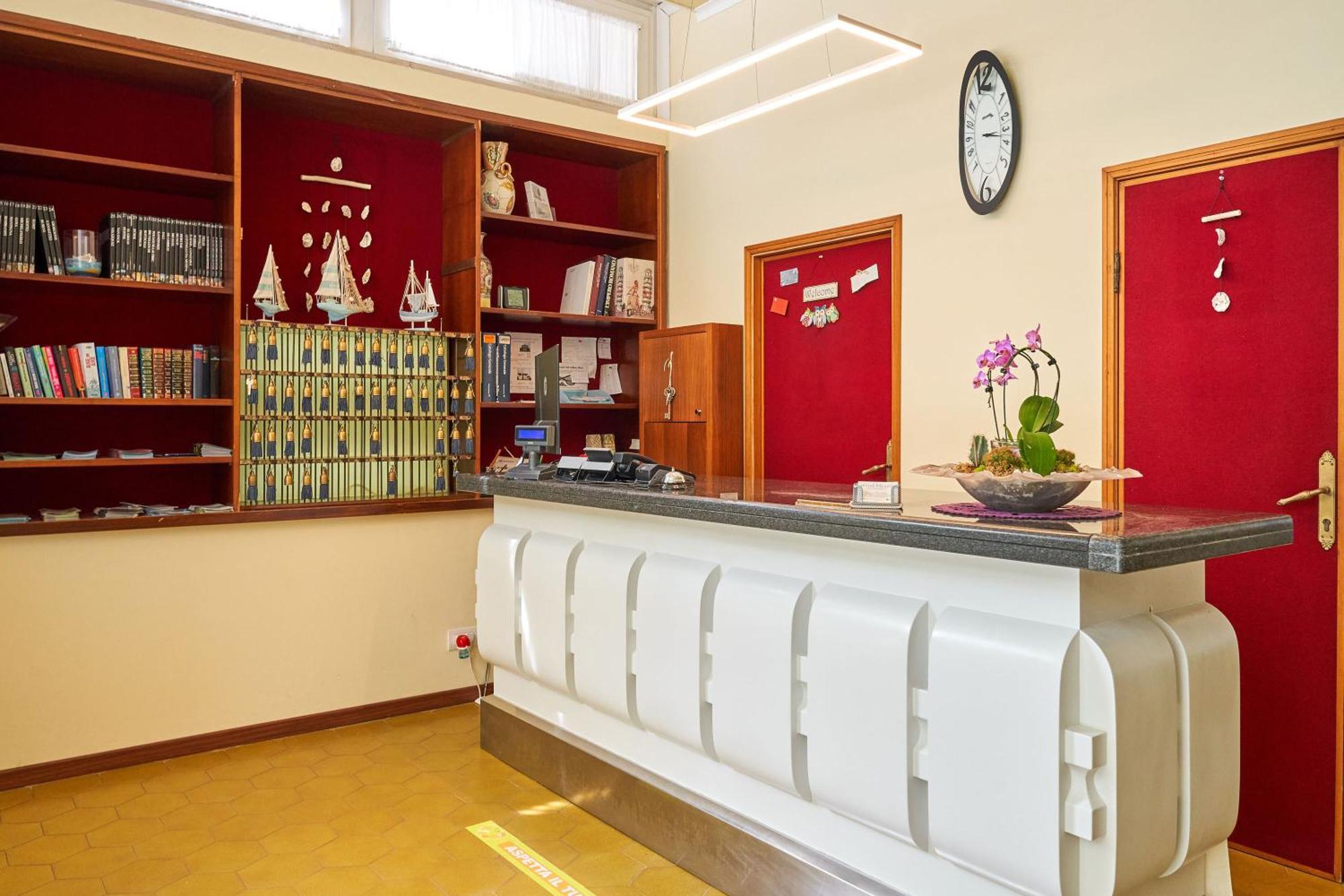 Hotel Palazzi Gabicce Mare Eksteriør bilde